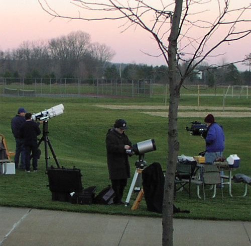 Lowbrows Setting Up Telescopes