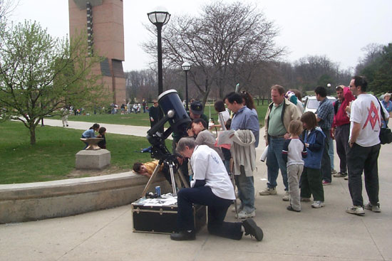 Observing the Sun during the Great Space Adventures Day, April 20, 2000.