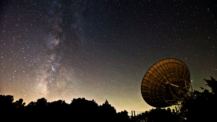 Radio Telescope & Milky Way