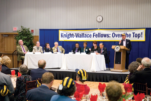 Board members David E. Davis, Jr., Peter Osnos ’74, Clarence Page and Mike Wallace prepare to discuss where
journalism is going with alumni Dan Gillmor ’87, Marzio Mian ’02, Yvonne Simons ’03 and Ellen Soeteber ’89. Board members David E. Davis, Jr., Peter Osnos ’74, Clarence Page and Mike Wallace prepare to discuss where
journalism is going with alumni Dan Gillmor ’87, Marzio Mian ’02, Yvonne Simons ’03 and Ellen Soeteber ’89.