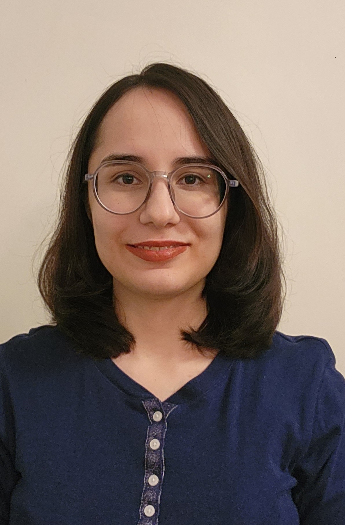 Headshot of Golbarg Dokhani Shabestari